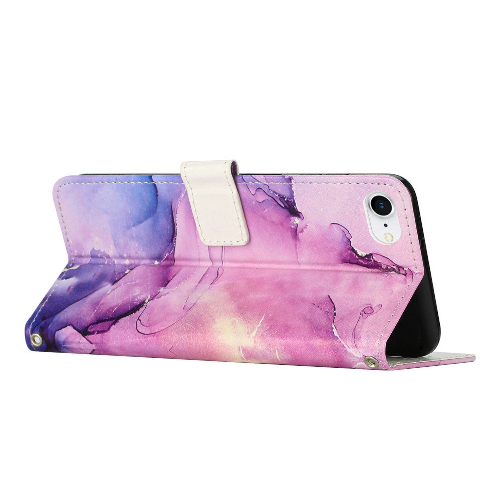 EIDERWOOD iPhone 17e / 16e Kunstskinn Flip Deksel med Lommebok og Stropp - Marmordesign - Lilla