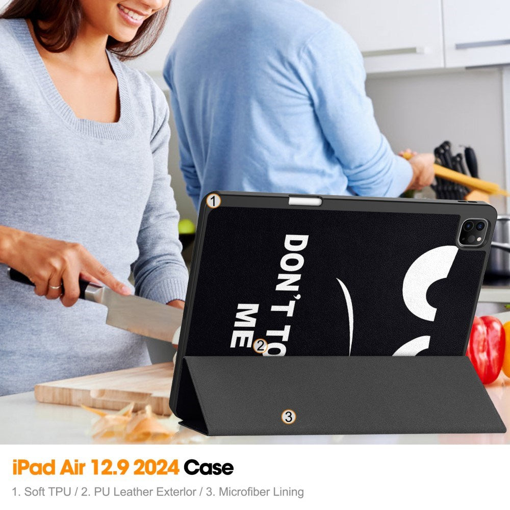 EIDERWOOD iPad Air 13" (2026 / 2025 / 2024) Tri-Fold Kunstskinn Flip Deksel m. Våkne / Sove Funksjon - Don't Touch Me