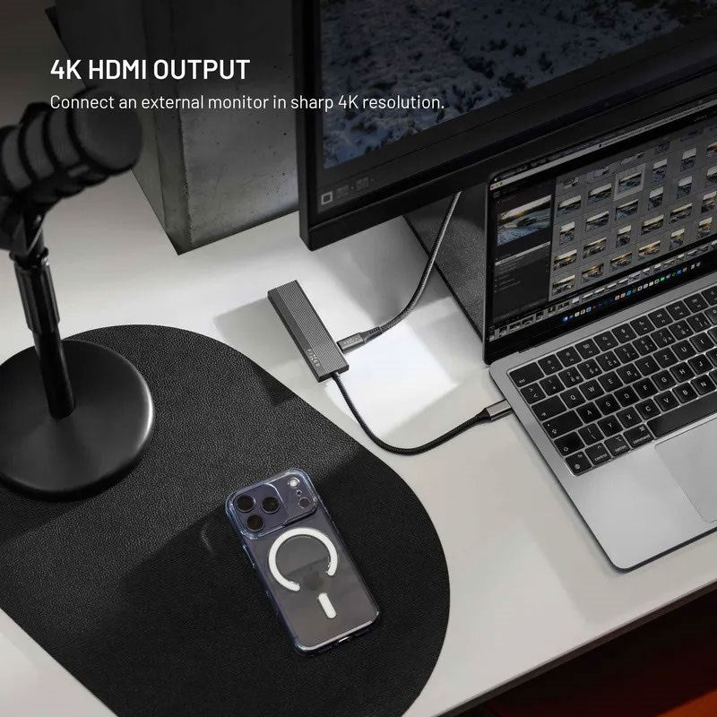 Fixed 5-i-1 USB-C Multiport med 3 x USB-C 1 x USB-A 1 x HDMI - Sølv