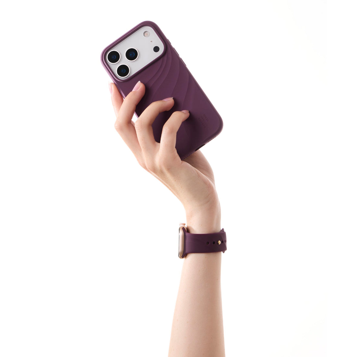 Apple Watch (38/40/SE/41/42mm) iDeal of Sweden Soft Swirl Silikon Klokkerem - Størrelse M/L - Velvet Plum