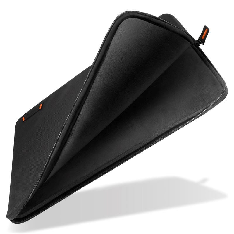 Spigen Basic MacBook / Laptop Sleeve 16" - 38.5 x 27 x 2 cm - Svart