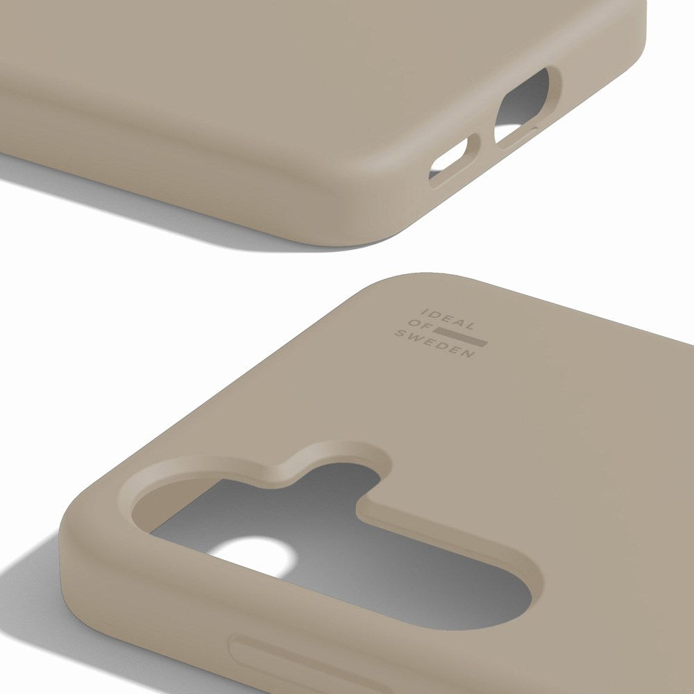 iDeal Of Sweden Samsung Galaxy S25 / S24 Silikon Deksel - Beige