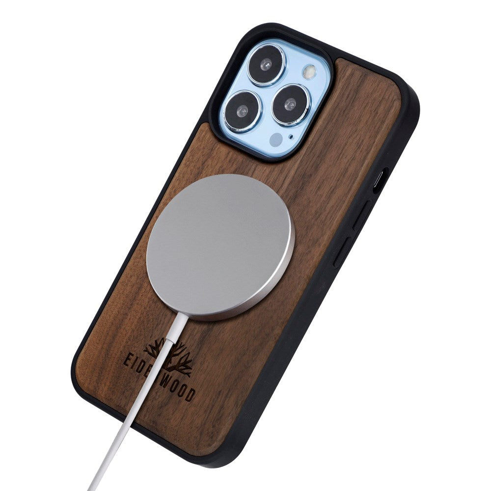 EIDERWOOD iPhone 13 Pro Magnetisk Tredeksel - MagSafe Kompatibel - Valnøtttre