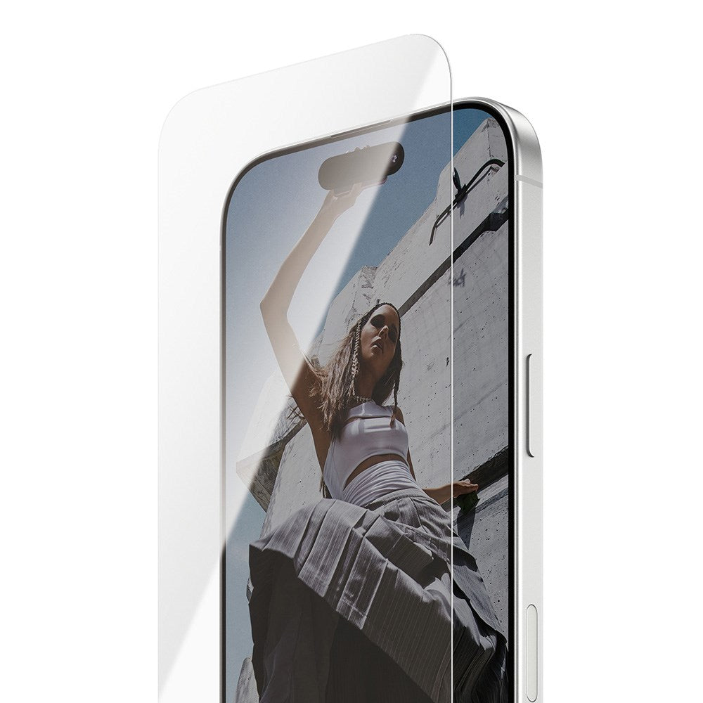 SAFE by PanzerGlass iPhone 17 / 16 Pro Ultra-Wide Fit Skjermbeskyttelsesglass - Gjennomsiktig