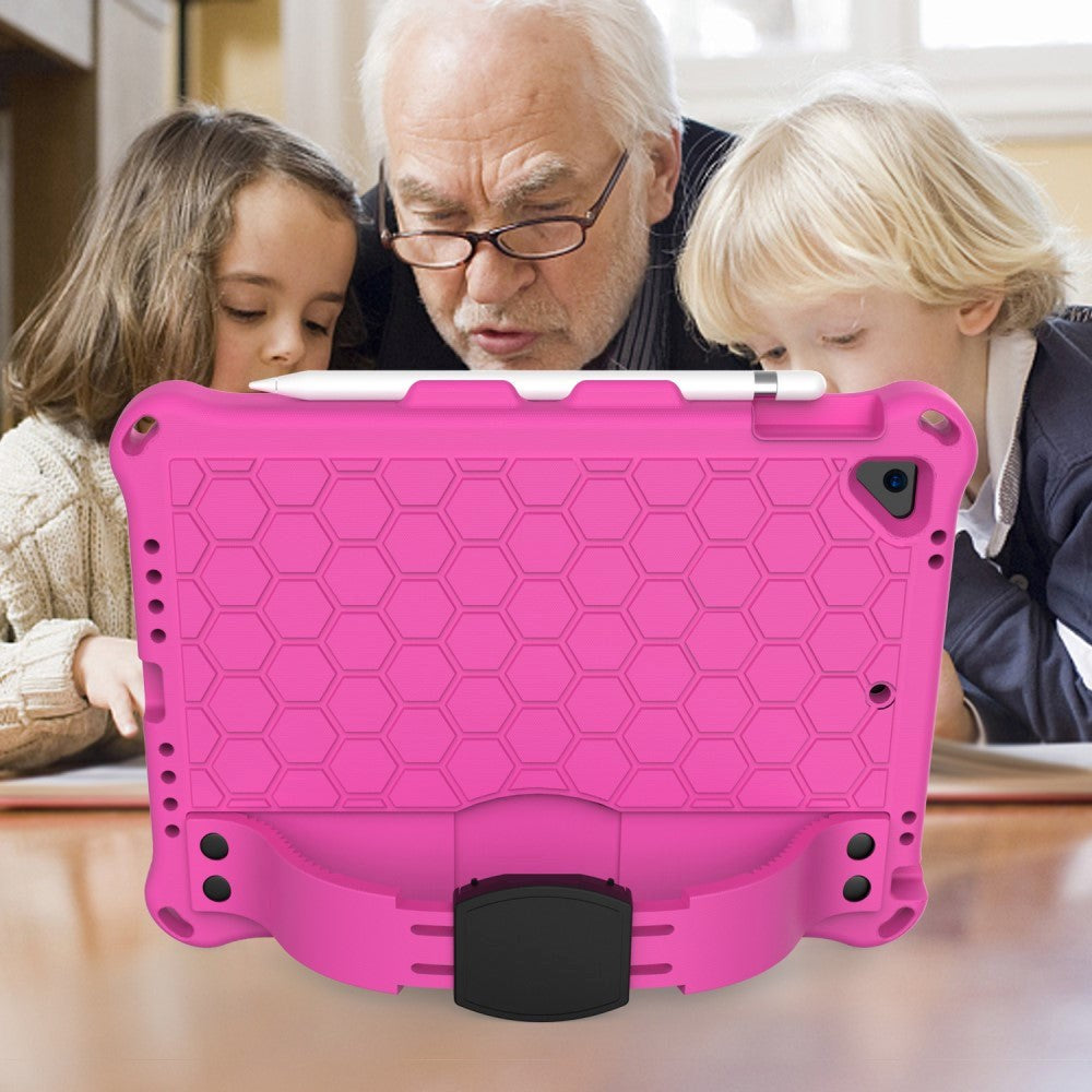 iPad (2018) / iPad (2017) / iPad Air 2 / iPad Air 2 Barnedeksel med Skulderstropp - Bikube Mønster - Pink