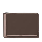 Holdit Lakkskinn Sleeve til MacBook / Bærbar PC 14" (34,2 x 24,2 cm) - Chocolate