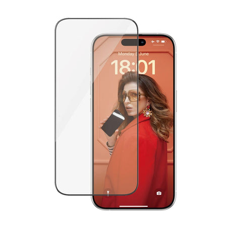 iPhone 15 Pro PanzerGlass Ultra Wide Fit Skjermbeskyttelse m. EasyAligner - Diamond Strength - Gjennomsiktig