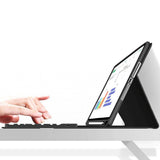 iPad 11" (2025) / iPad 10.9" (2024/2022) Tech-Protect Keyboard Deksel Med Pencil Holder - Engelsk Layout - Svart