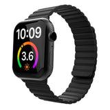 Lippa Apple Watch (42/44/SE/45/46/49mm) Magnetisk Silikonreim - Svart