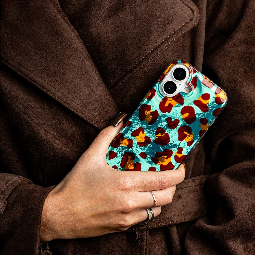 iPhone 16 Pro Fleksibelt Plast Deksel - Gepard
