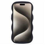 iPhone 15 EIDERWOOD Fleksibelt Plast Wavy Deksel - Svart