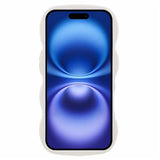 iPhone 16 EIDERWOOD Fleksibelt Plast Wavy Deksel - Hvit