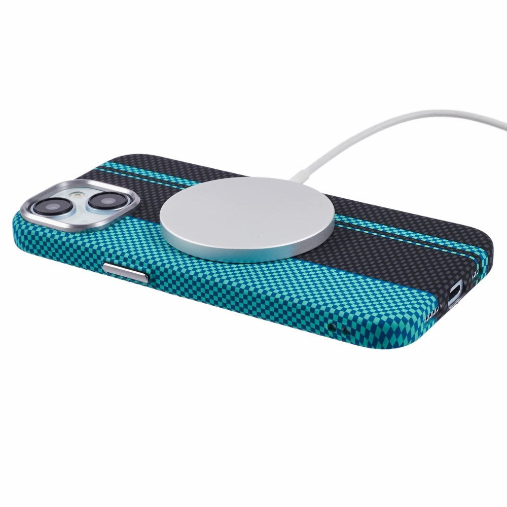 EIDERWOOD Mønstret Carbon Deksel - iPhone 15 - MagSafe Kompatibel - Blue/Black