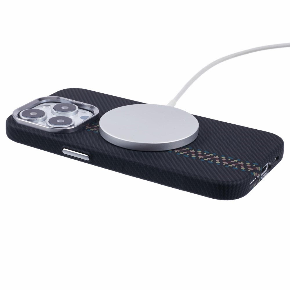 EIDERWOOD Mønstret Carbon Deksel - iPhone 14 Pro - MagSafe Kompatibel - Dark ZigZag Pattern