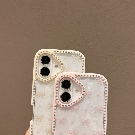 EIDERWOOD iPhone 16 Hybrid Deksel med Sløyfer og Rhinestones - Gjennomsiktig / Rosa