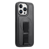 iPhone 13 Pro Hard Plast Deksel m. Kunstskinn Bakside & Fingerrem - MagSafe Kompatibel - Svart