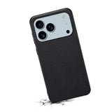 EIDERWOOD iPhone 17 Pro Hybrid Plast Deksel med Skinntekstur – Svart