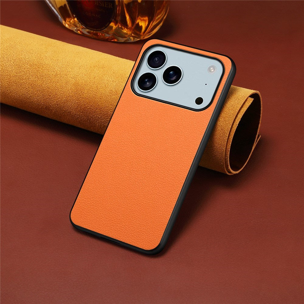 EIDERWOOD iPhone 17 Pro Max Hybrid Plast Deksel med Skinntekstur – Oransje