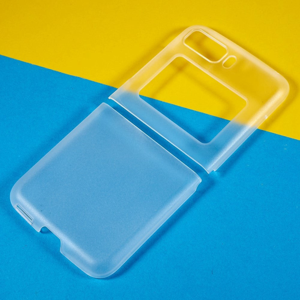 Motorola Razr 2022 Hard Plast Deksel - Matt Gjennomsiktig