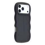 EIDERWOOD iPhone 17 Pro Fleksibelt Plast Wavy Deksel - Svart