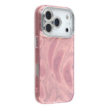 EIDERWOOD iPhone 17 Pro Hybrid Plast Deksel m. Innebygd Kameralinsebeskyttelse - Penselstrøkmønster / Rosa