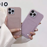 iPhone 15 Litchi Skinndekket Plastdeksel med Kortholder - Svart