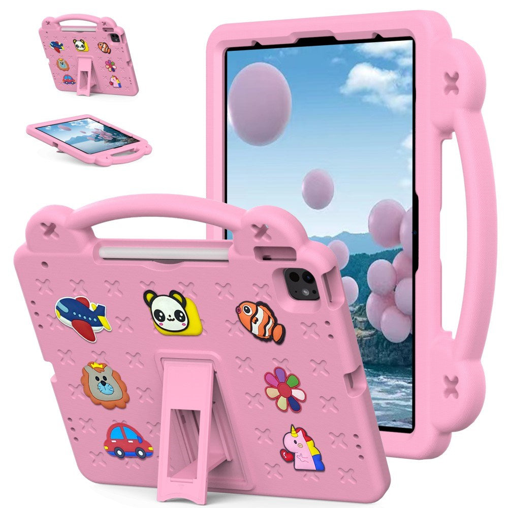 EIDERWOOD iPad Air 13" (2026 / 2025 / 2024) / Pro 13" (2025 / 2024) /12.9" (2022-2018) Barnedeksel med Stativ og Håndholder - Rosa