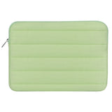 MacBook / LaptopSleeve 13-14" (35 x 25 cm) m. Dunjakkedesign - Grønn
