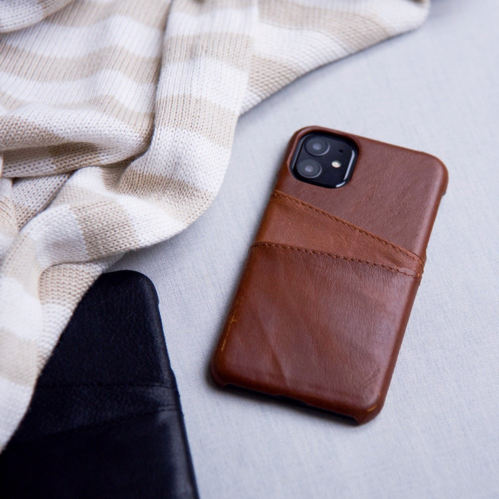 iPhone 11 Onsala Collection Mobil Deksel m. Kortholder / Skinn - Brun