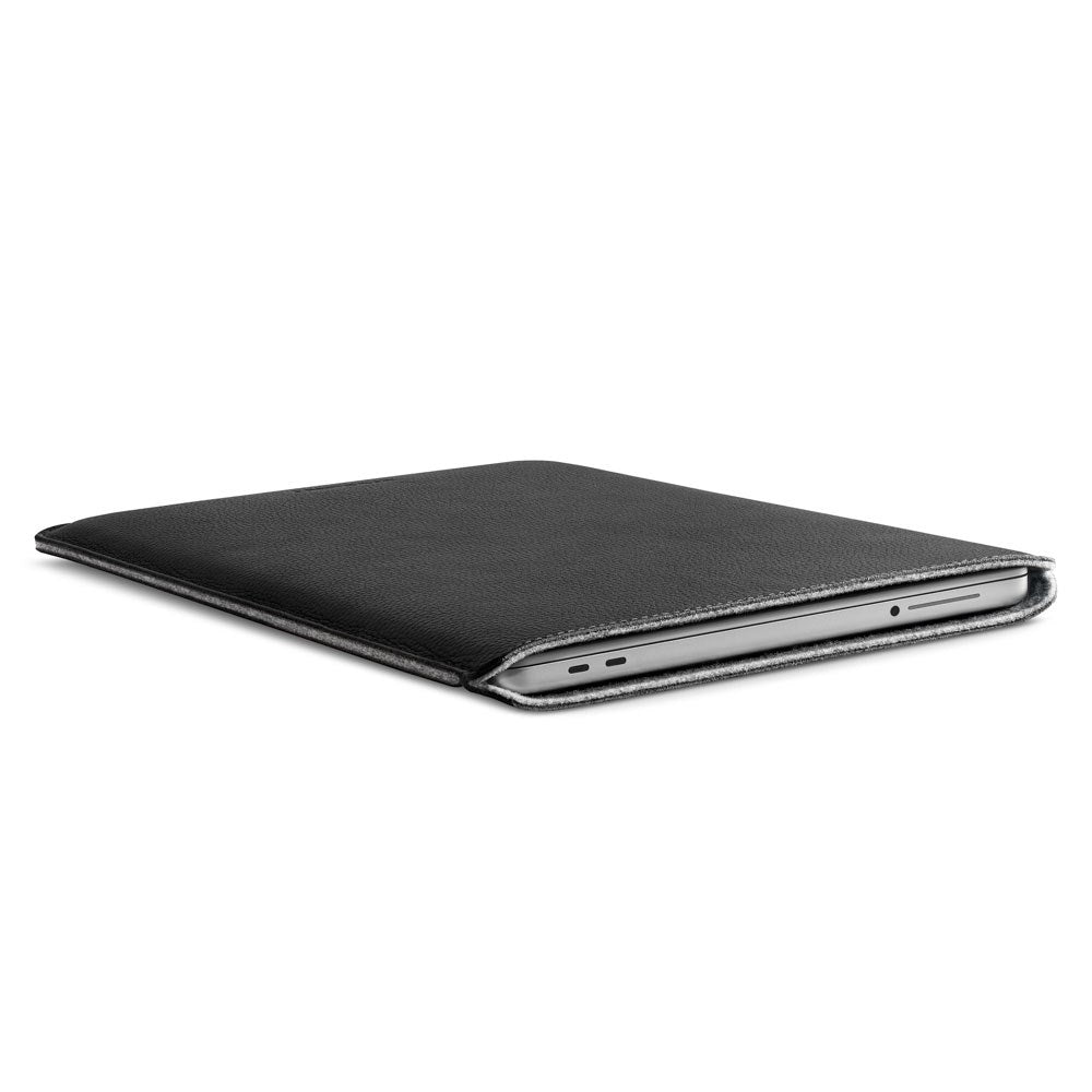 MacBook Neo 13 A18 Pro (2026) Woolnut Leather Sleeve - Svart