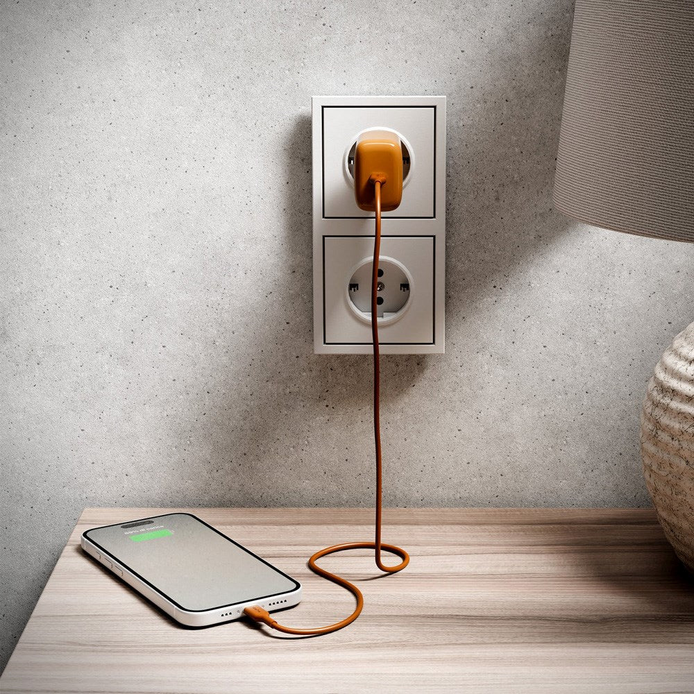 Puro Pro Lite Vegglader 30W med 1 x USB-C & Power Delivery - Oransje