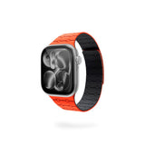 Apple Watch (42/44/SE/45/46/49) Epico Magnetic+ Silikone Klokkereim - Oransje / Svart