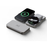 Xtorm 3-i-1 Sammenleggbar Trådløs Reise­lader 15W – MagSafe Kompatibel - Hvit
