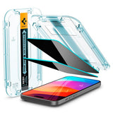 iPhone 15 / 16 Spigen EZ Fit Glas.tR Skjermbeskytter 2. Stk - Privacy Filter - Case Friendly - Gjennomsiktig