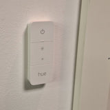 Light Solutions - Usynlig Brakett for Philips Hue Dimmer Switch V2 - Hvit