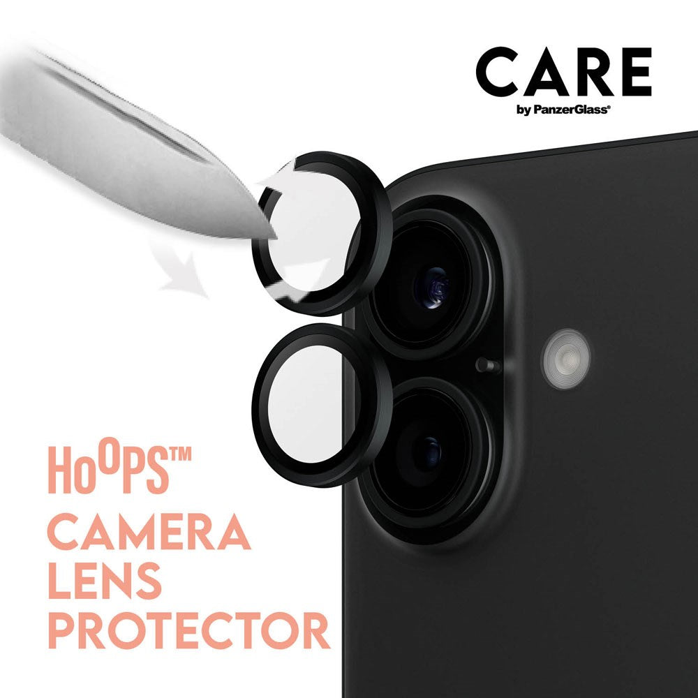 CARE By PanzerGlass iPhone 16 Plus 3-i-1 FLAGSHIP MagSafe Bundle - Privacy Skjermbeskyttelse (UWF) / Deksel / Kamerabeskyttelse - Gjennomsiktig / Svart