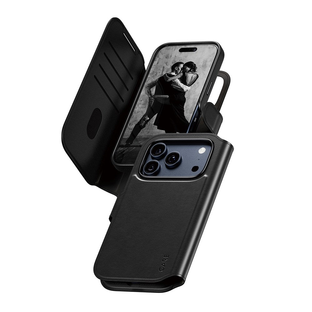 CARE by PanzerGlass iPhone 17 Pro Feature Tango 2-in-1 Deksel med Lommebok - Svart