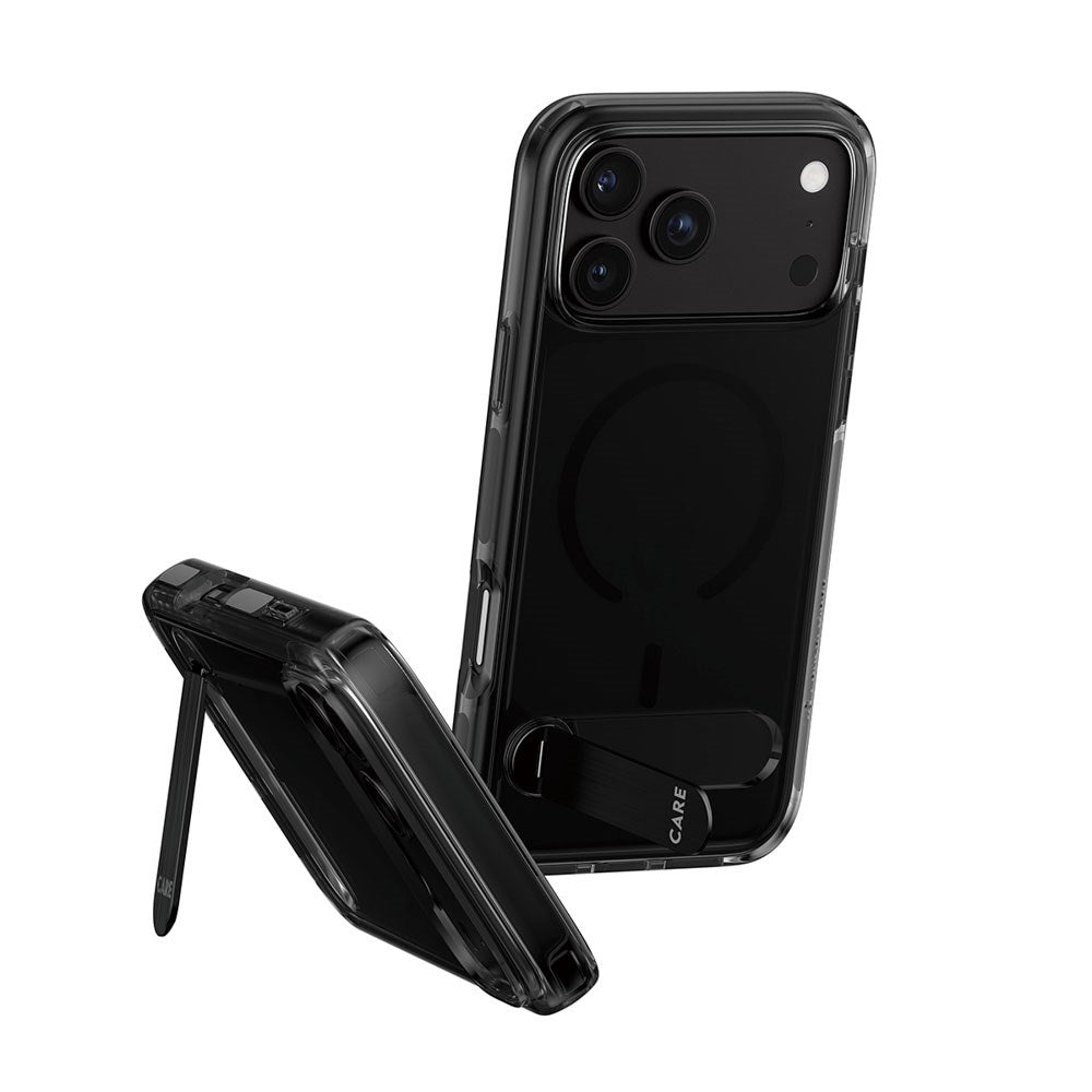 iPhone 18 Pro Max  / 17 Pro Max CARE by PanzerGlass Feature Kickstand Deksel - MagSafe Kompatibel - Svart / Gjennomsiktig