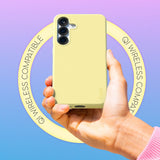 CARE by PanzerGlass Samsung Galaxy S25+ (Plus) FASHION Fearlessly Fashionable Deksel - QI Kompatibel - Chardonnay