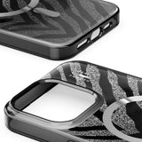iPhone 15 Pro Max iDeal Of Sweden Clear Deksel - MagSafe Kompatibel - Zebra Mystique
