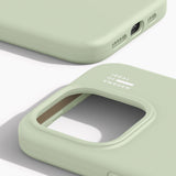 iPhone 15 Pro iDeal Of Sweden Silicone Deksel - MagSafe Kompatibel - Sage Green
