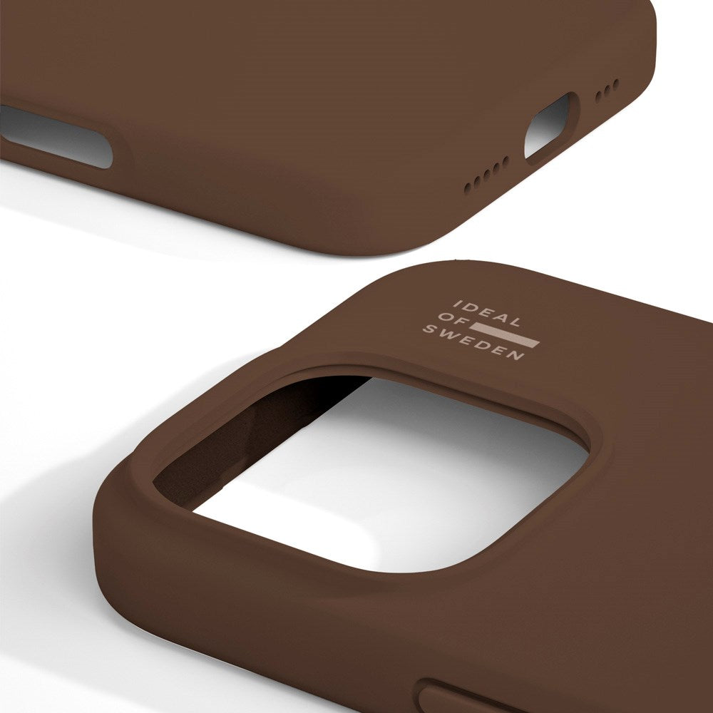 iDeal Of Sweden iPhone 16 Pro Silicone Deksel - MagSafe Kompatibel - Mocha Mousse