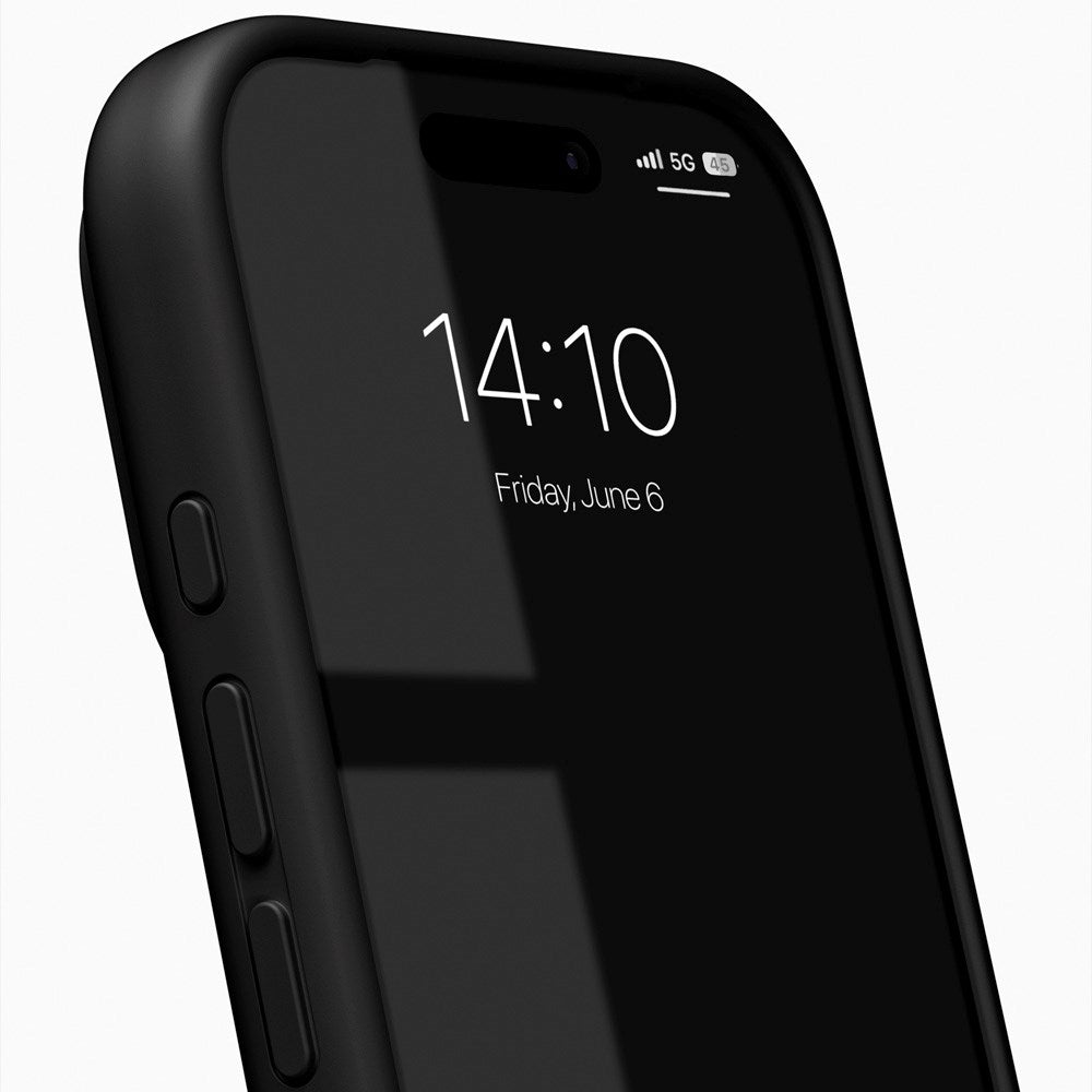 iDeal Of Sweden iPhone 17 Pro Silicone Deksel - MagSafe Kompatibel - Black