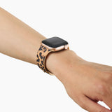 Apple Watch (42/44/SE/45/46/49mm) iDeal of Sweden Silikon Klokkerem - Størrelse M/L - Timeless Leo