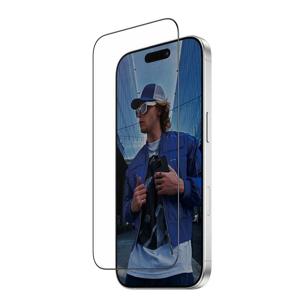 PanzerGlass iPhone 17 / 16 Pro Skjermbeskytterglass med FastFit In-A-Box - Ultra Wide Fit - Gjennomsiktig