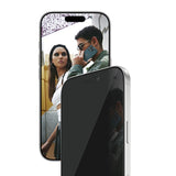 SAFE by PanzerGlass iPhone 17 / 16 Pro Ultra-Wide Fit Skjermbeskyttelsesglass - Privacy Funksjon - Gjennomsiktig