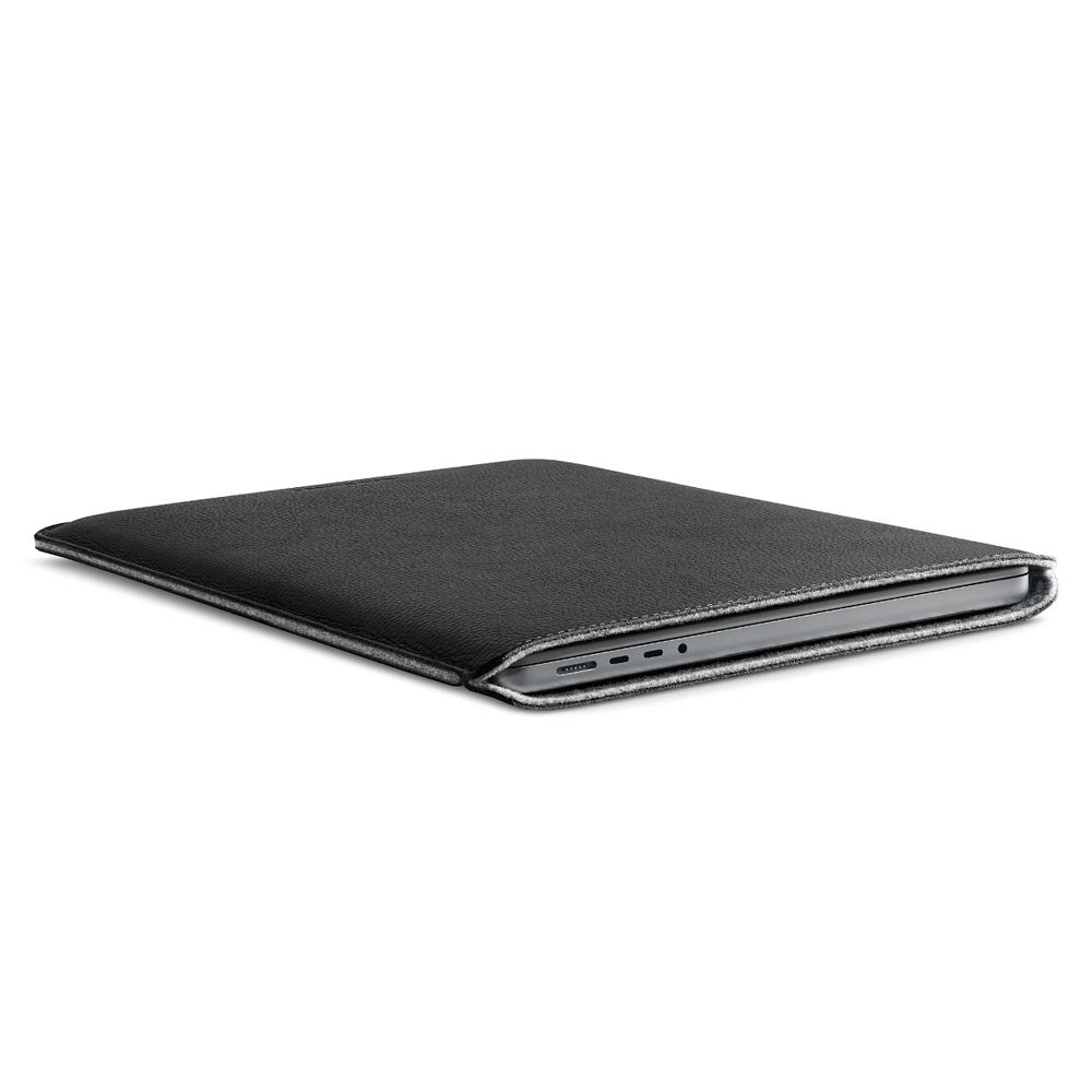 Woolnut MacBook Pro 16" M5/M4/M3/M2/M1 (2026-2021) Ekte Skinn Folio Sleeve - 27.5 x 37.5 cm - Svart